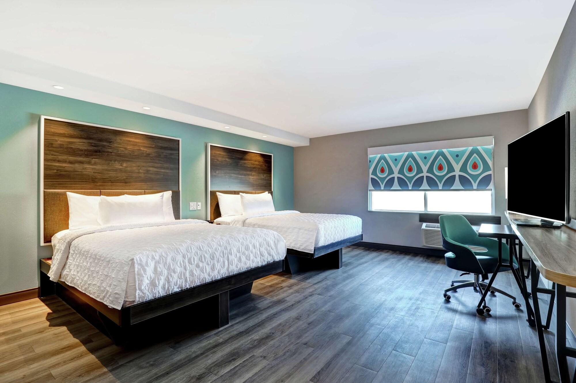 ทรู บาย ฮิลตัน เอดมันตัน วินเดอร์เมียร์ Hotel ภายนอก รูปภาพ